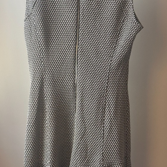 NWT Tommy Hilfiger Dress Size 4 Brown/white Jacquard Pattern - Picture 2 of 5
